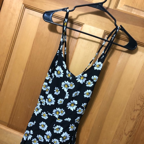 Daisy Romper - Picture 2 of 3